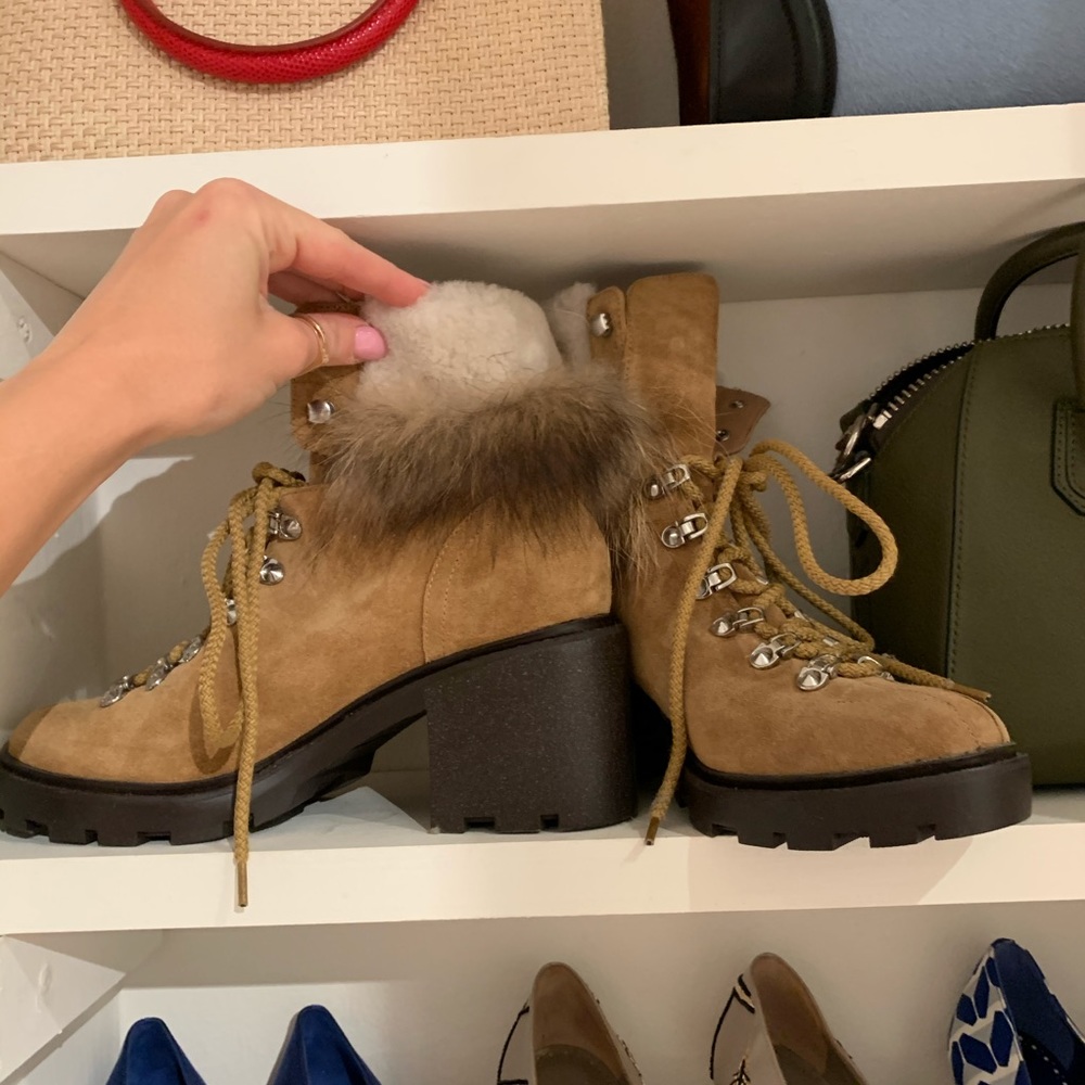 Boots - Picture 4 of 4